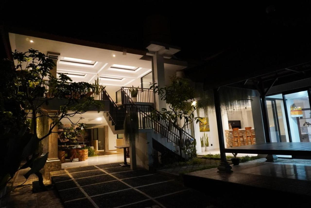 Umah Dayuh Hotel Ungasan  Exterior photo