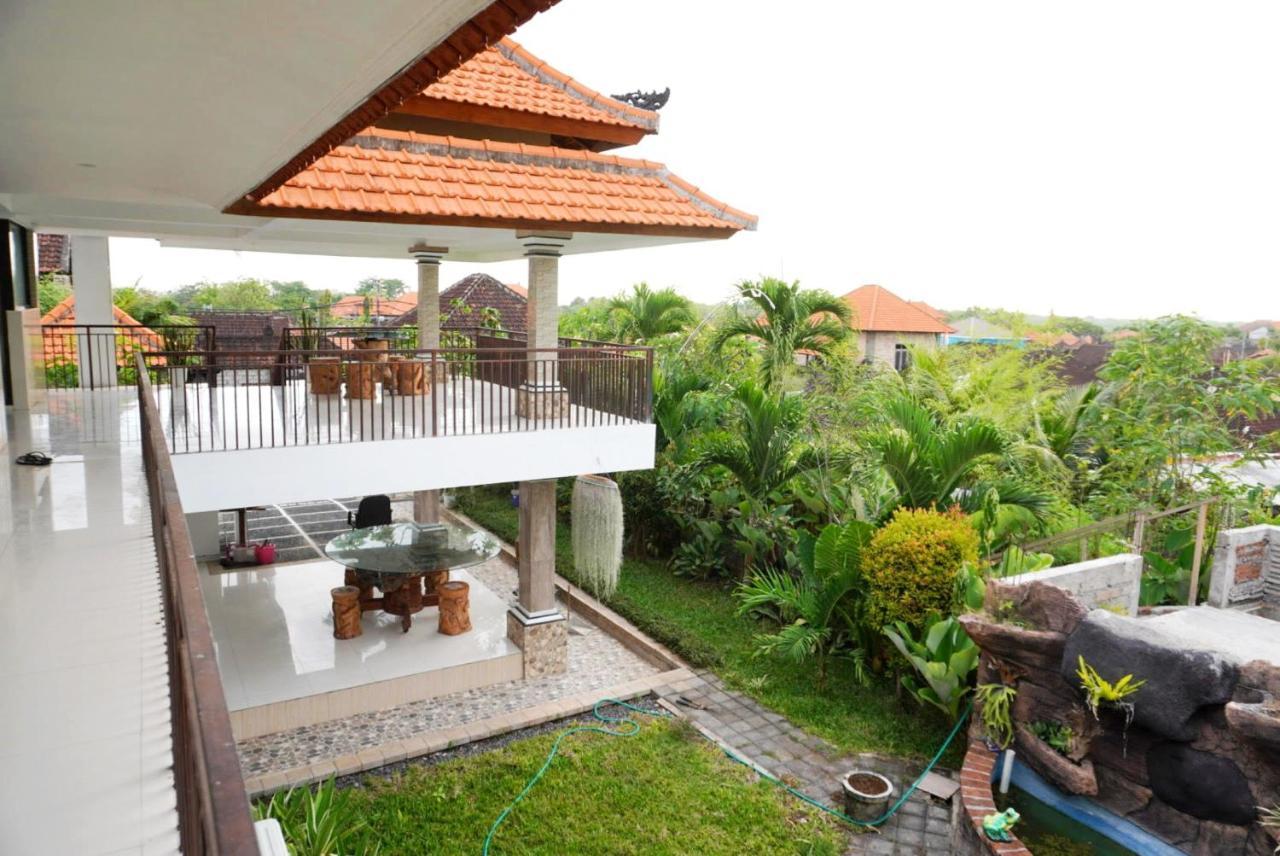Umah Dayuh Hotel Ungasan  Exterior photo