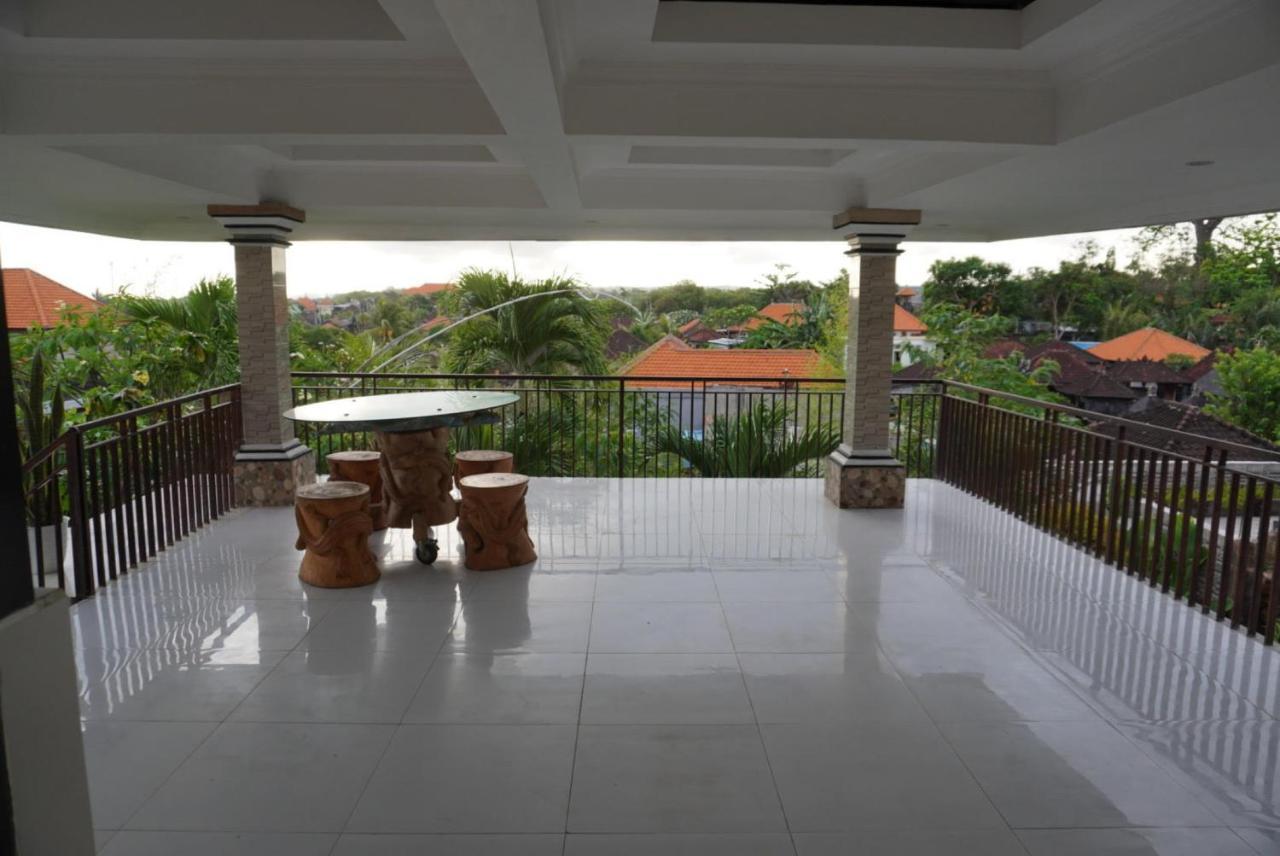 Umah Dayuh Hotel Ungasan  Exterior photo
