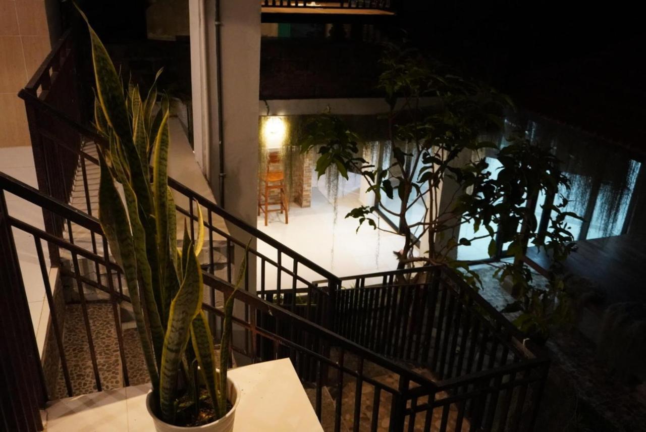 Umah Dayuh Hotel Ungasan  Exterior photo